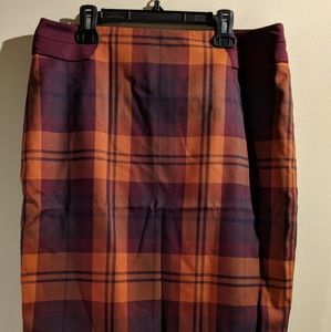 Plaid fitted skirt